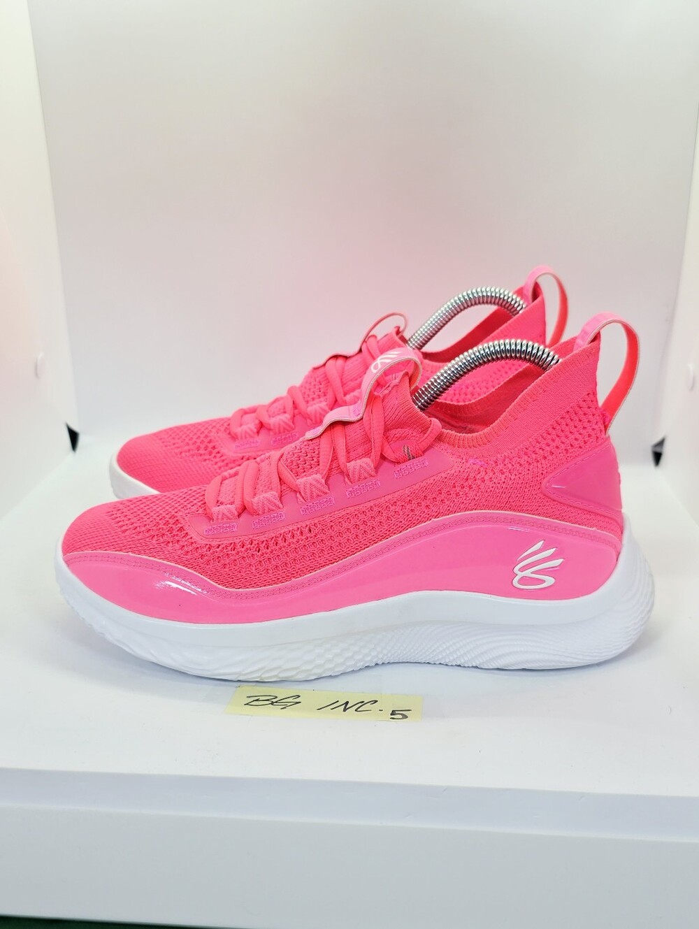 Under Armour Curry 8 ‘Team Pink’ Basketball Shoes 3024785-606 men's Size 5.5 NEW